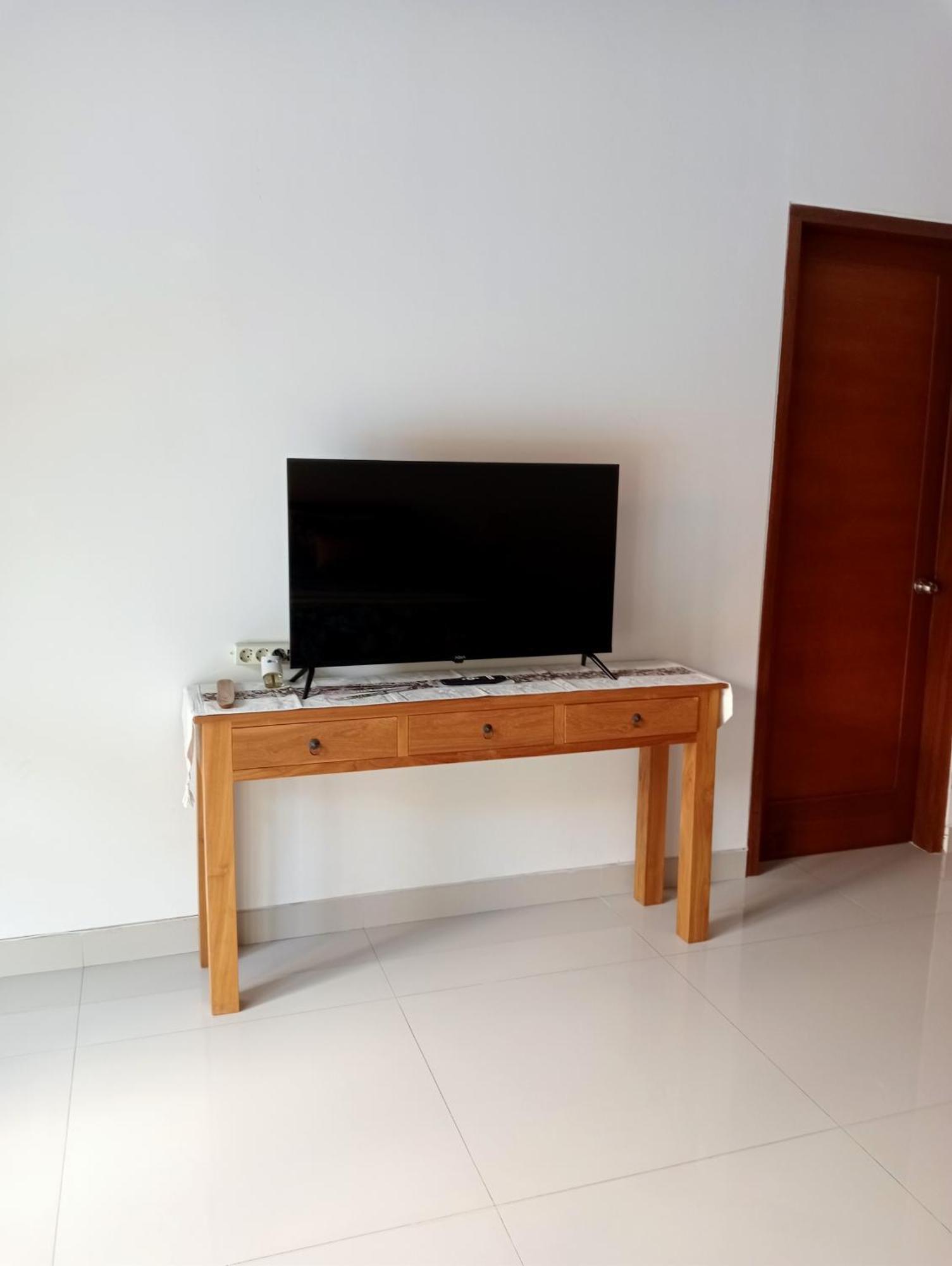 Pondok Indah Villa Ujung Bagian luar foto